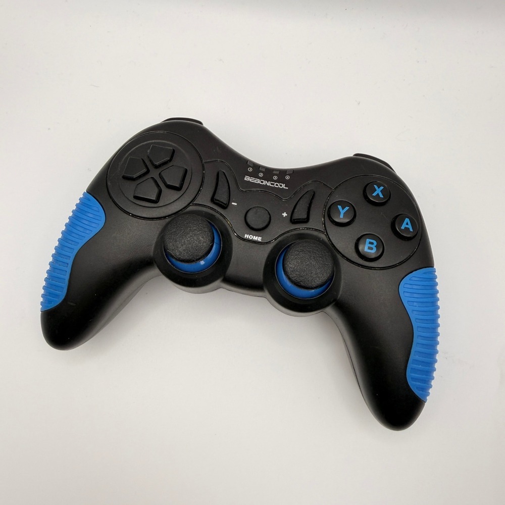 BEBONCOOL Wireless Bluetooth Gamepad Controller Black Blue Gaming Tech Retro